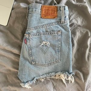 levi 501 shorts